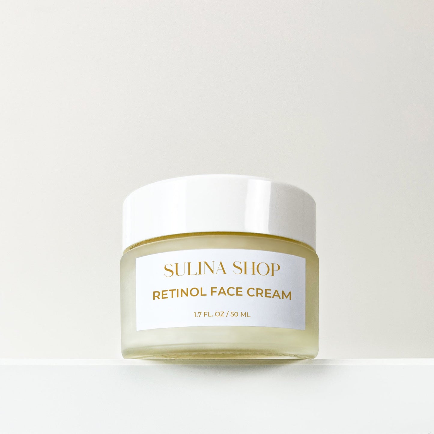 Hydrating retinol cream in a jar form