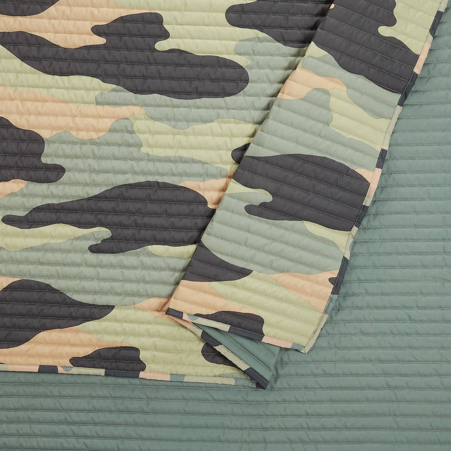 Covert Camo Quilt Set