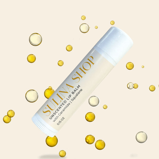 Fragrance free and cruelty free formula balm stick that hydrates and protects lips.