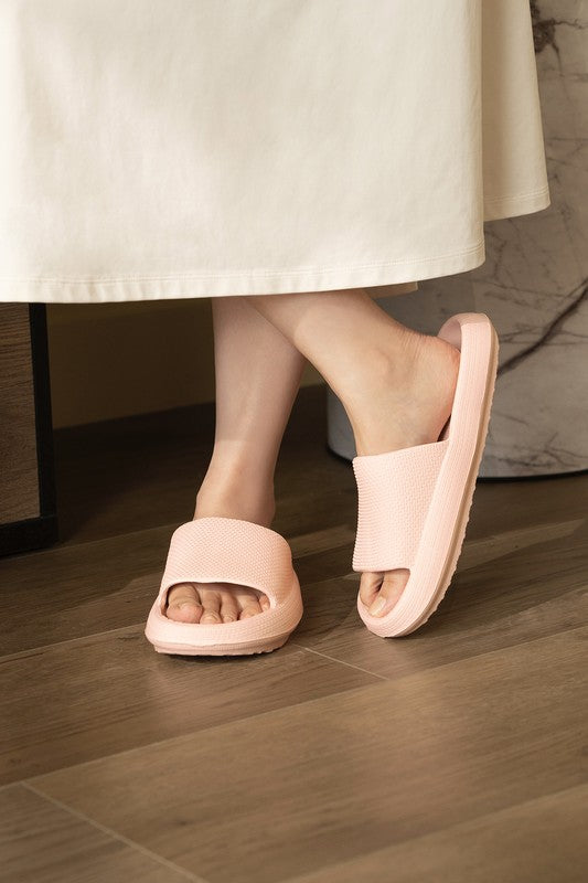 Free Foam Slippers