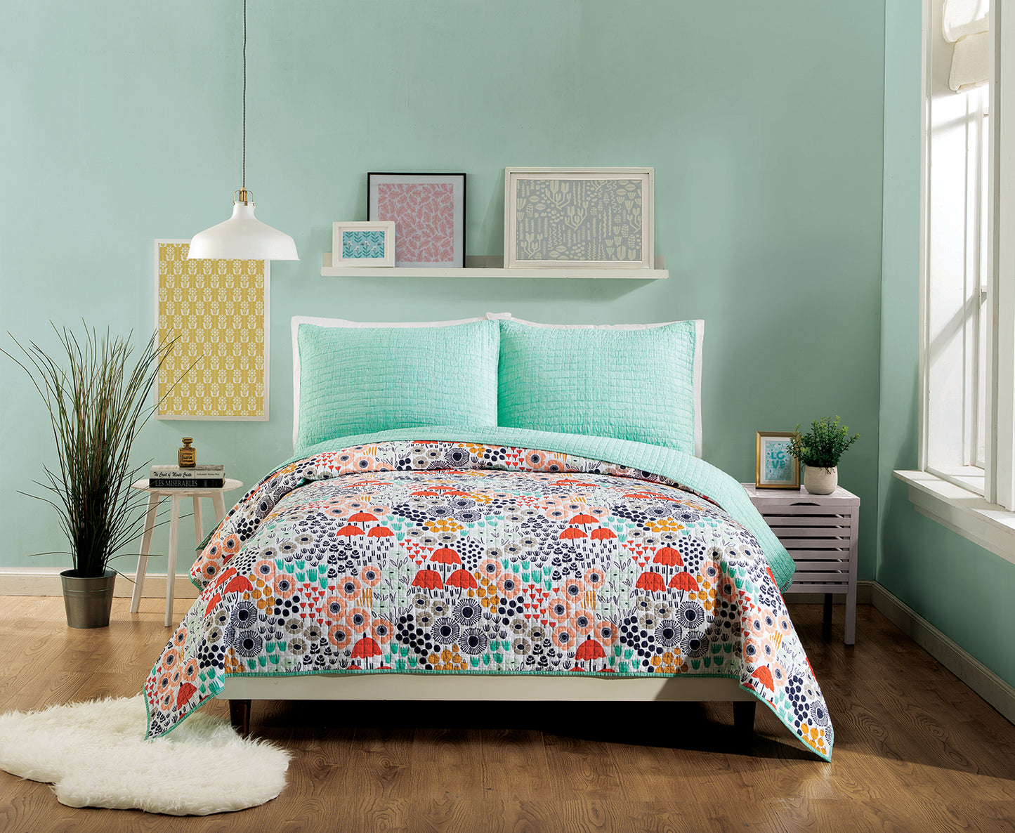 Modern bedroom with Elizabeth Olwen quilt set with abstract floral pattern.